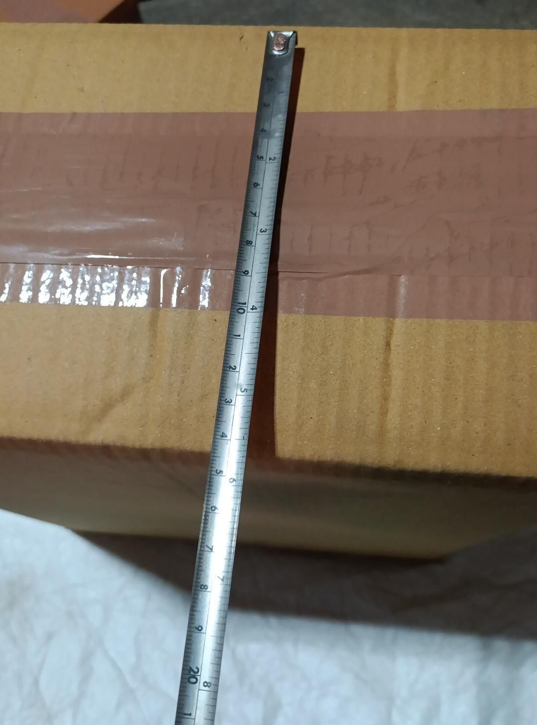 Minimalist Wall-Mounted Storage Box for The Bathroom